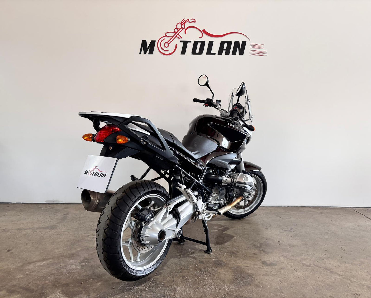 BMW R1200R