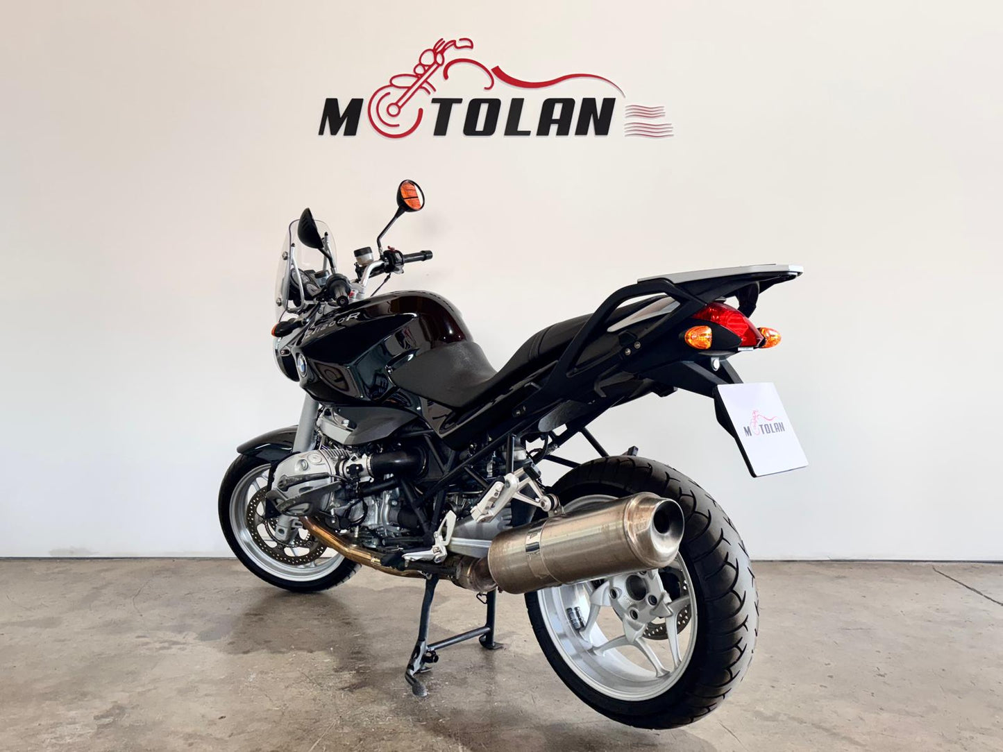 BMW R1200R