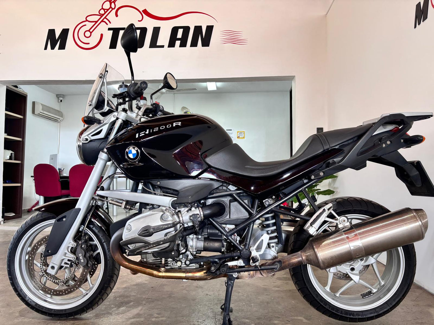 BMW R1200R