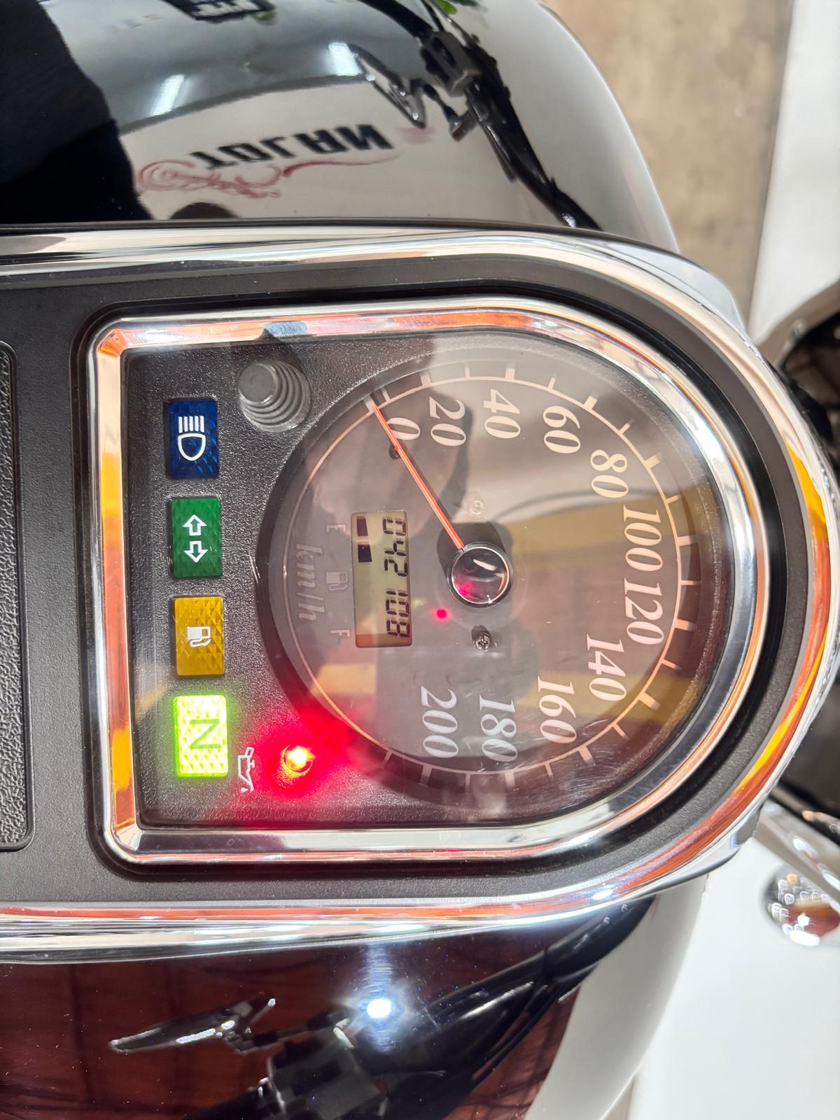 SUZUKI INTRUDER 1500CC