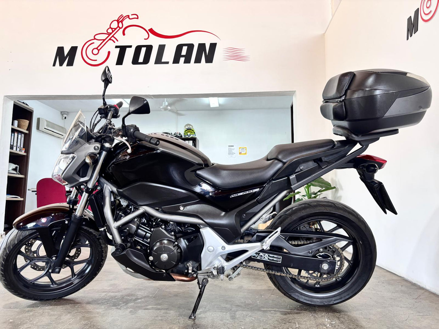 HONDA NC700S