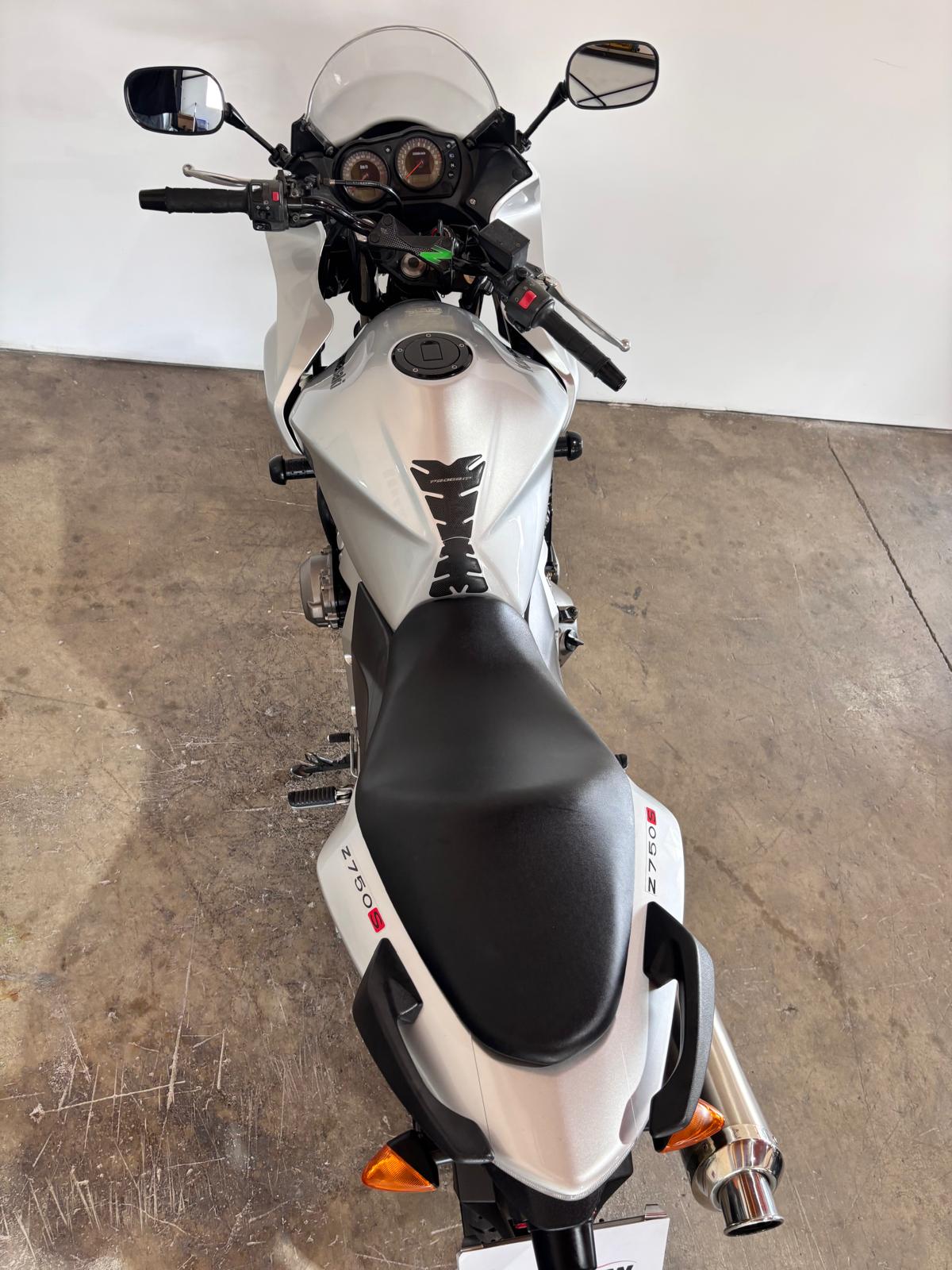 KAWASAKI Z750S