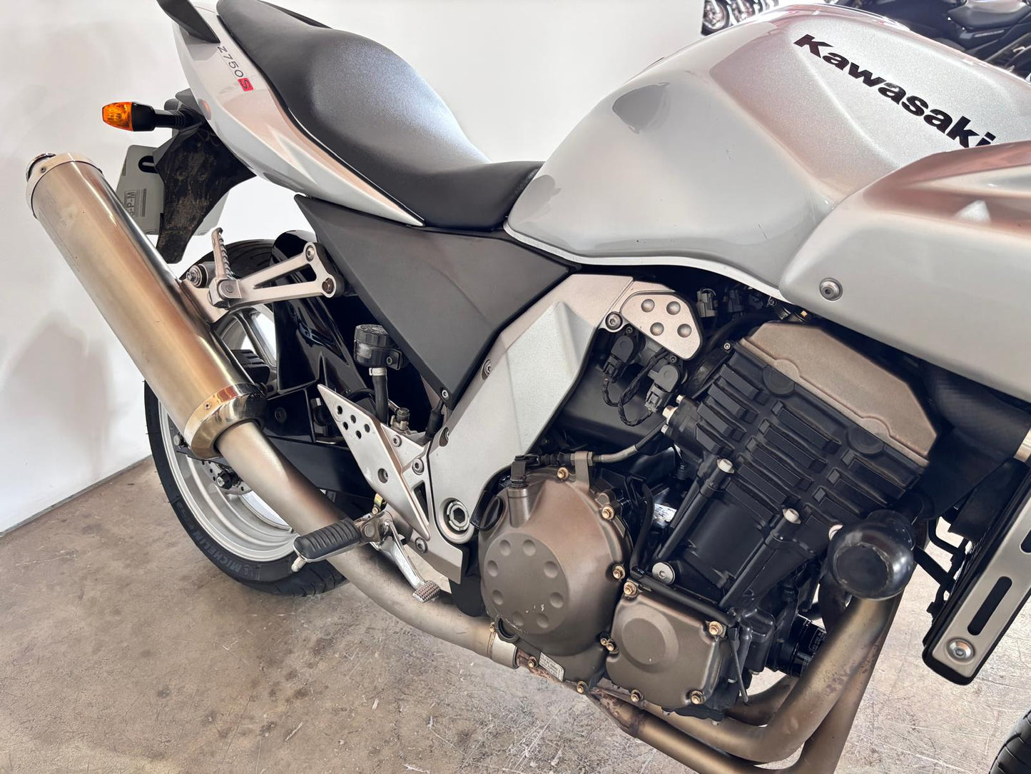 KAWASAKI Z750S