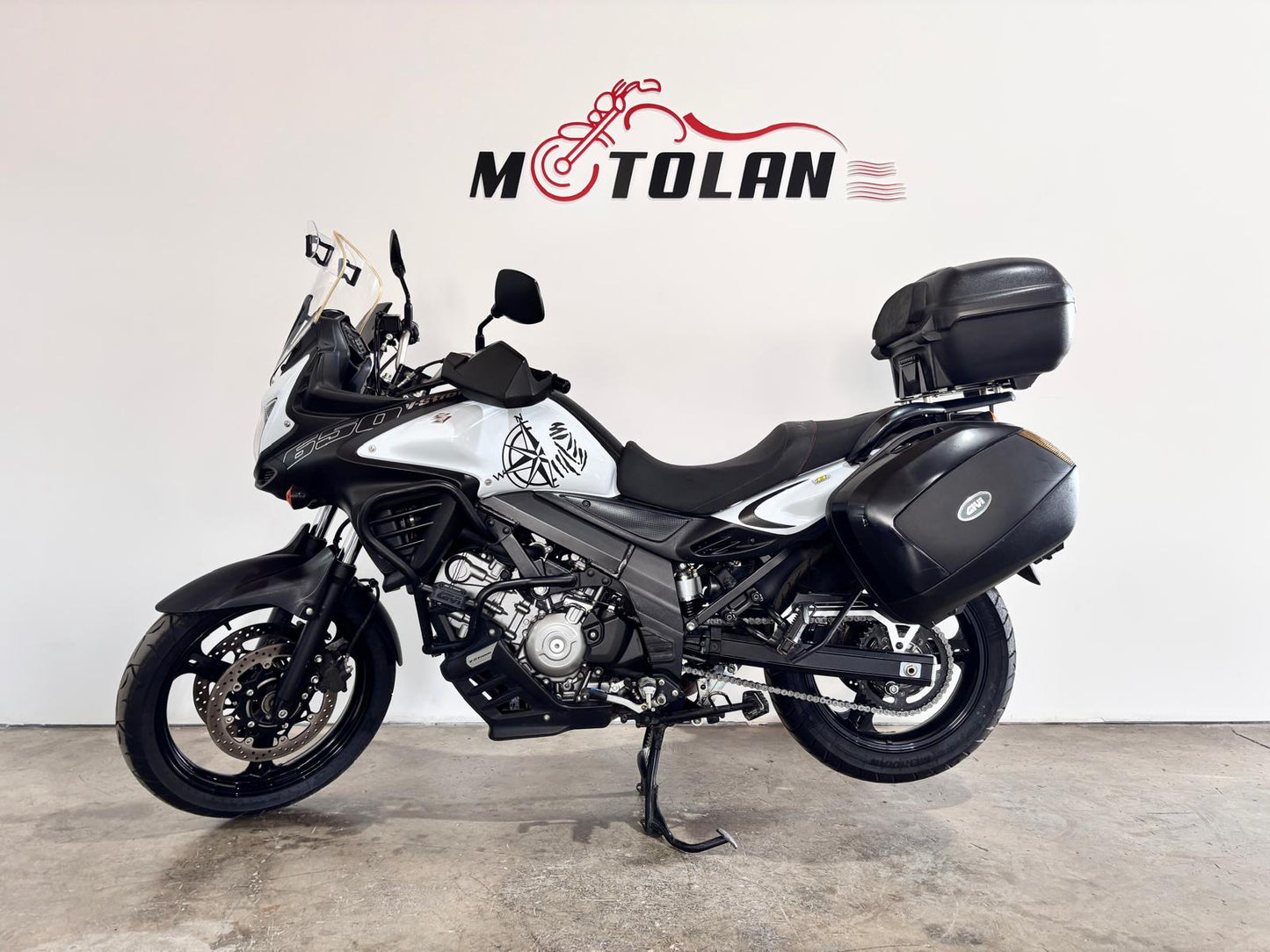 SUZUKI V-STROM 650CC