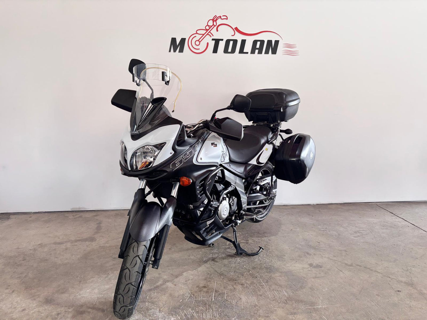SUZUKI V-STROM 650CC