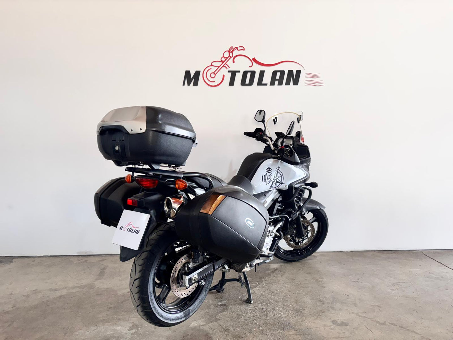 SUZUKI V-STROM 650CC