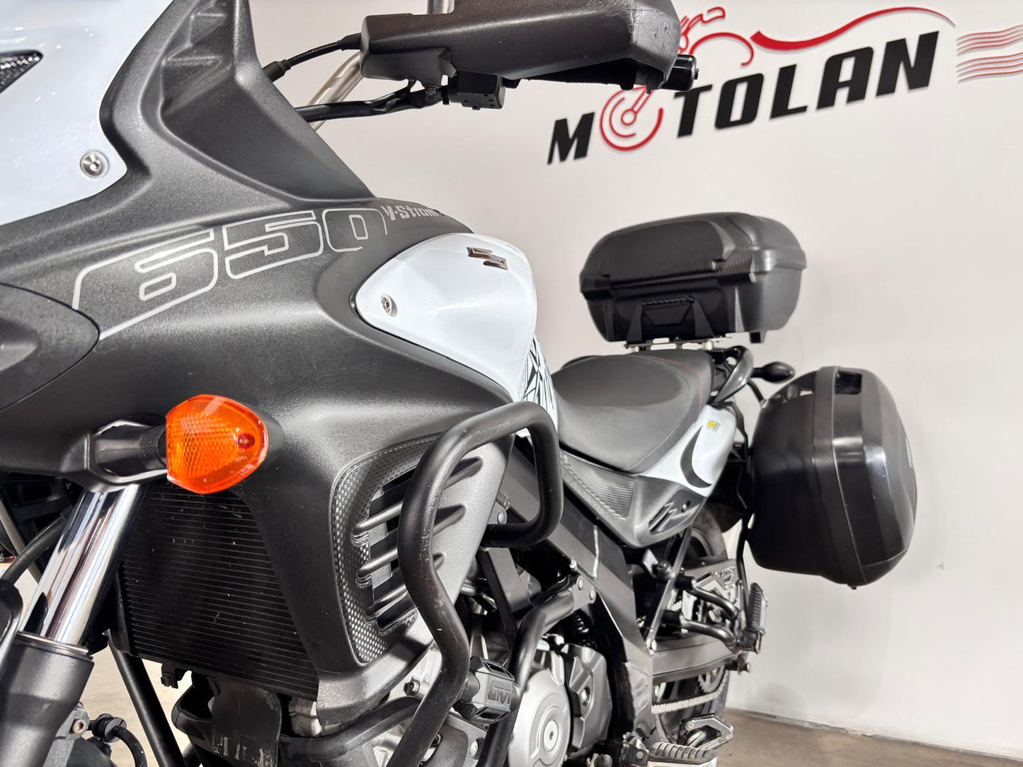 SUZUKI V-STROM 650CC