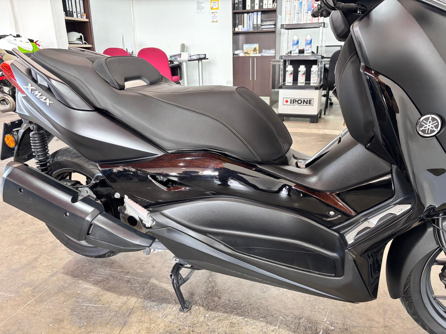 YAMAHA XMAX 300CC IRON MAX