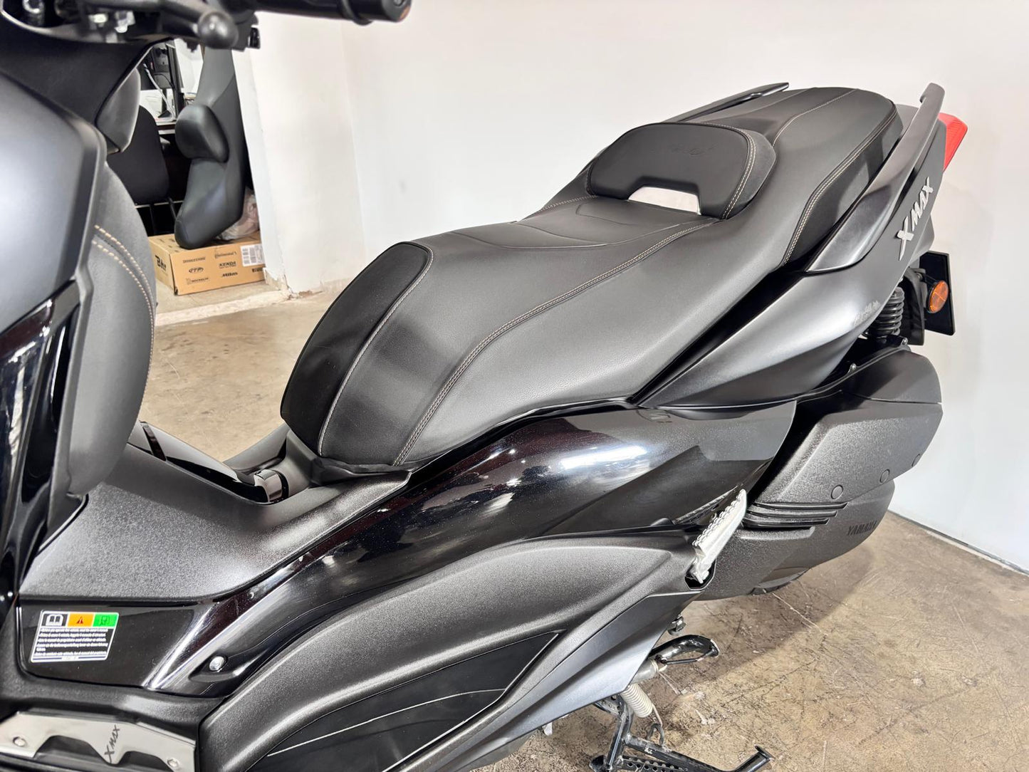 YAMAHA XMAX 300CC IRON MAX