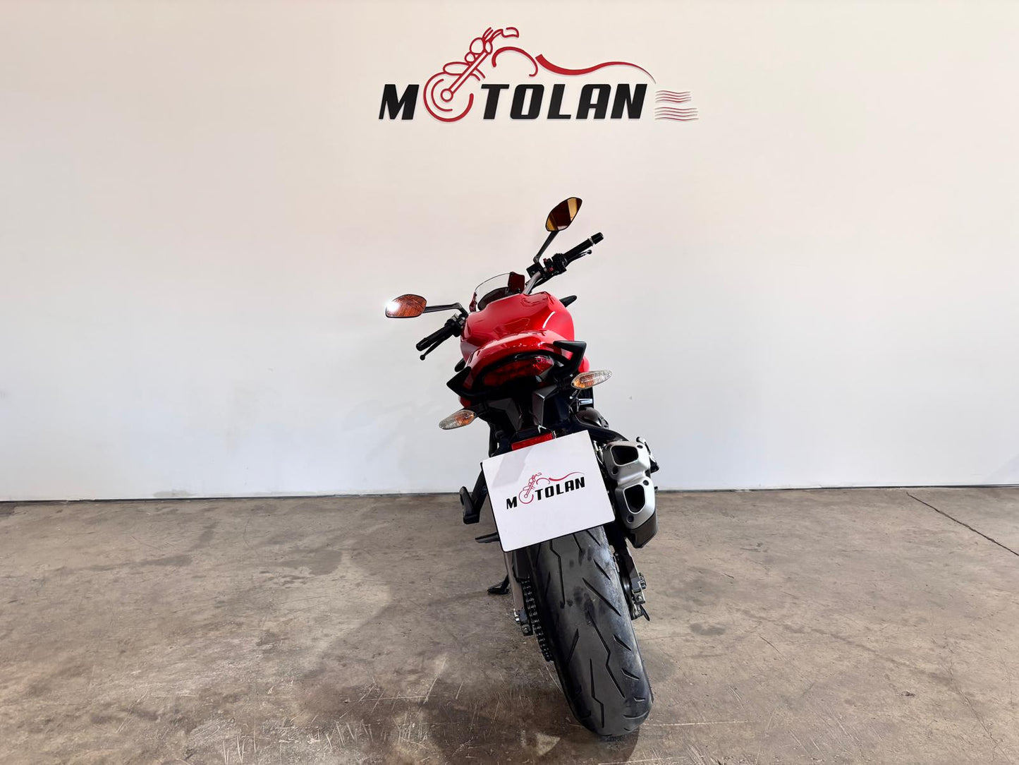 DUCATI MONSTER 821