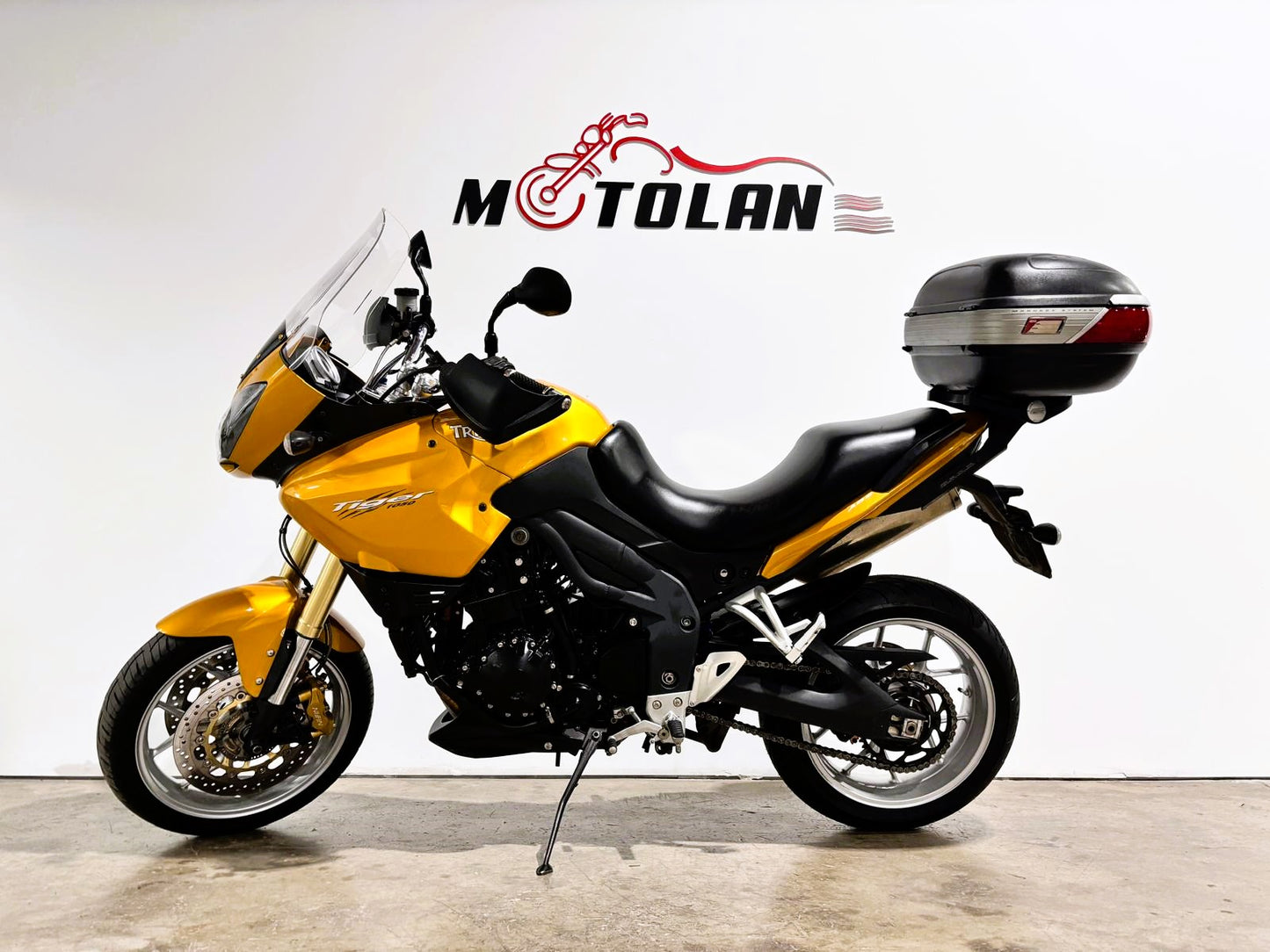 TRIUMPH TIGER 1050CC