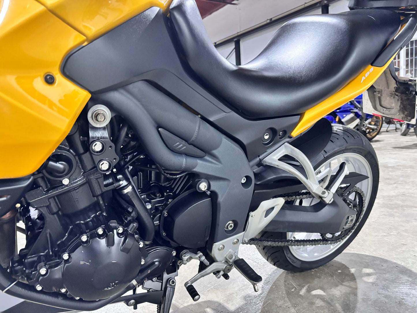 TRIUMPH TIGER 1050CC