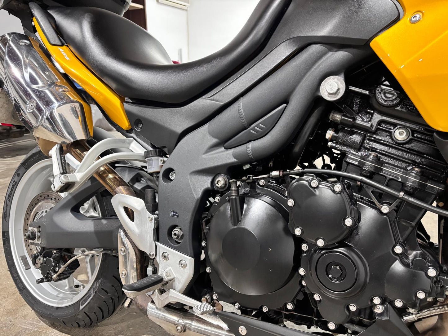 TRIUMPH TIGER 1050CC