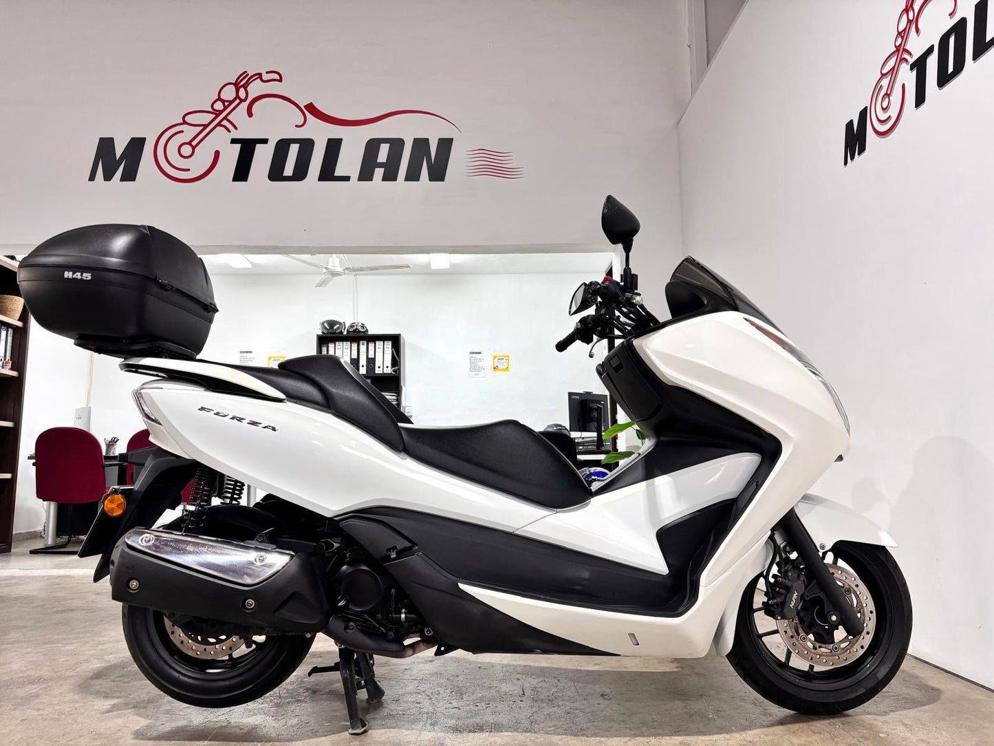 HONDA FORZA 300CC