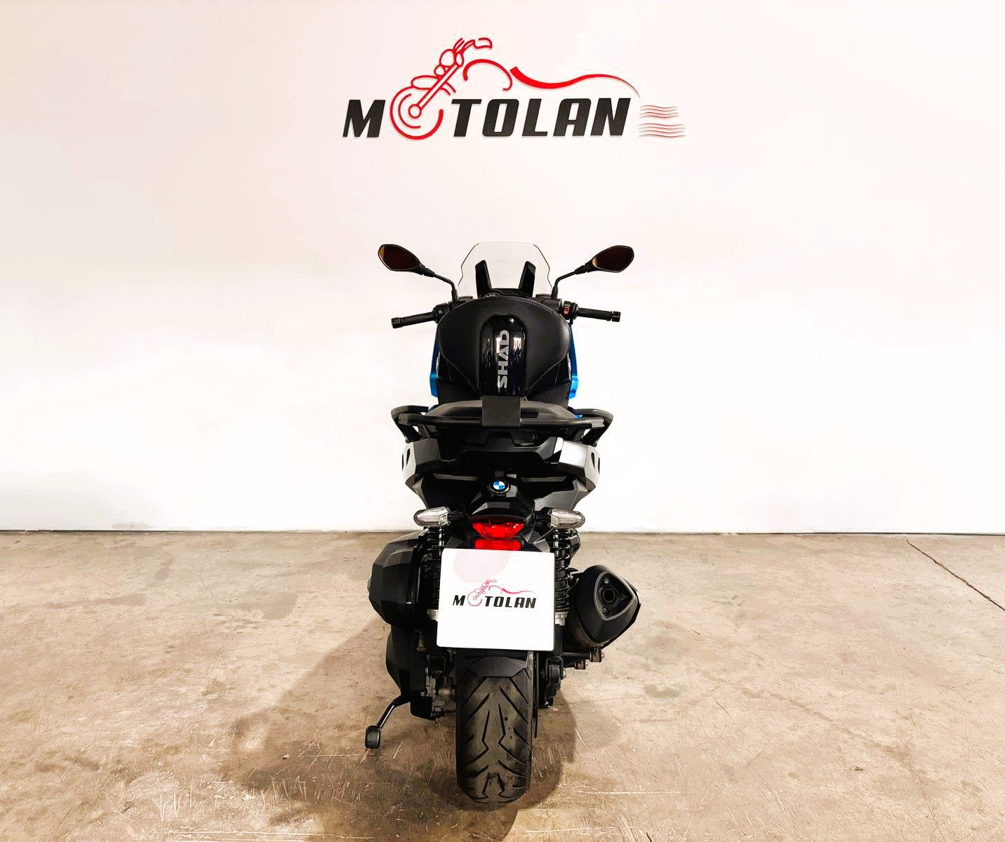 BMW C400X