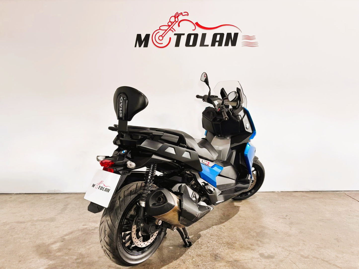 BMW C400X