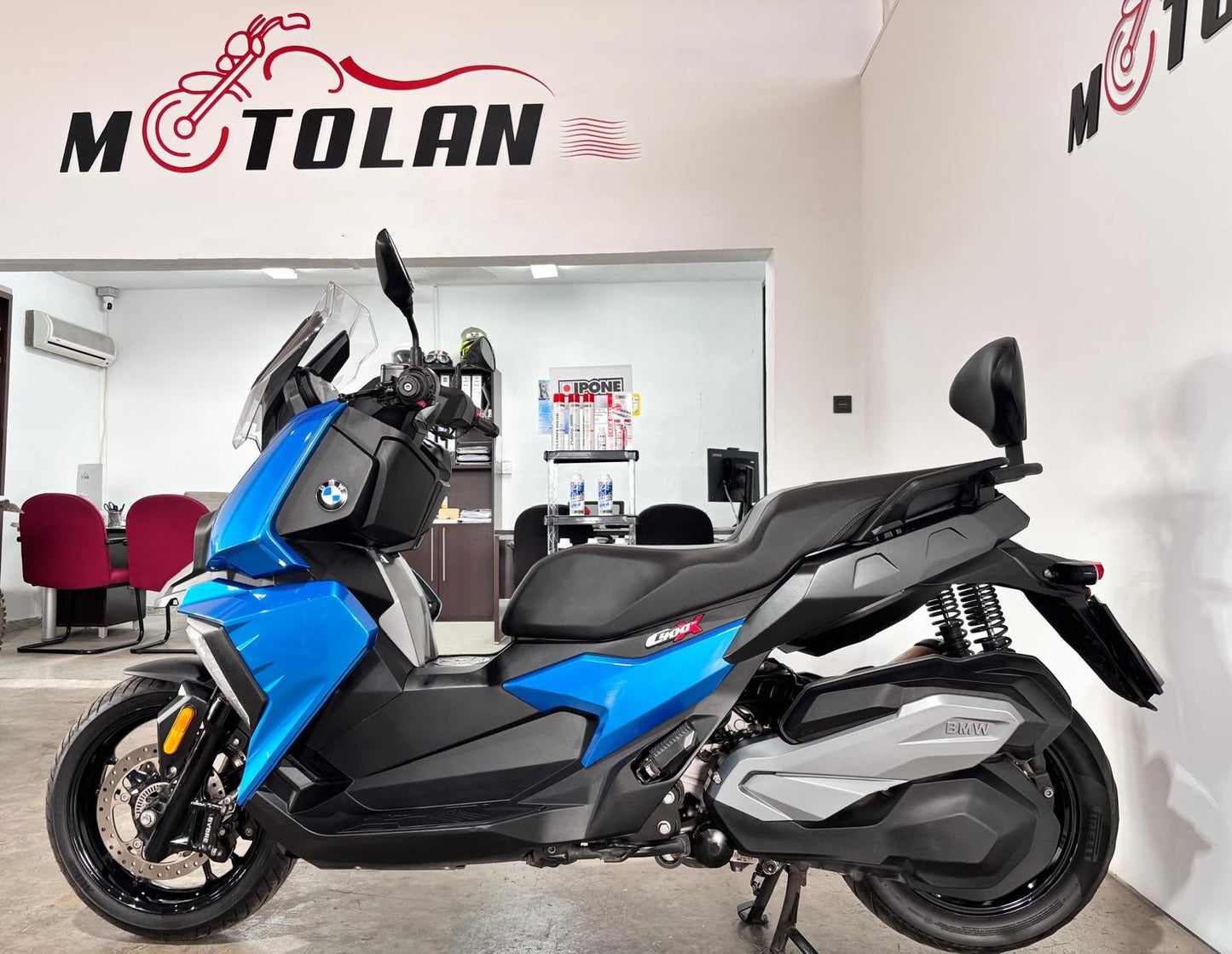 BMW C400X