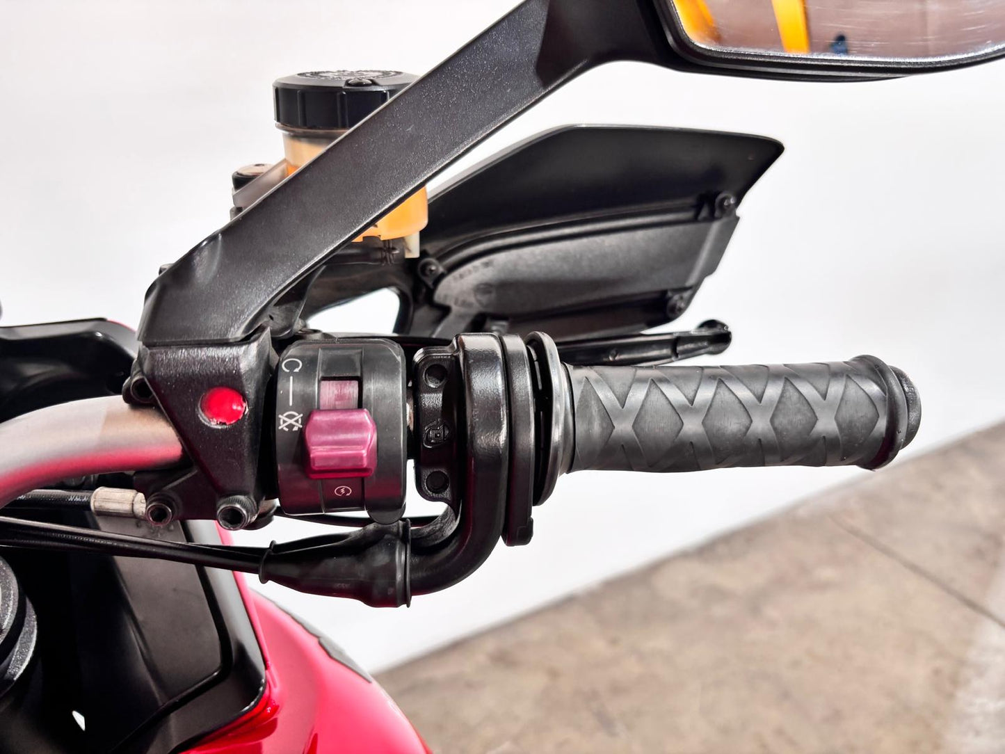 DUCATI MULTISTRADA S 1200 TOURING
