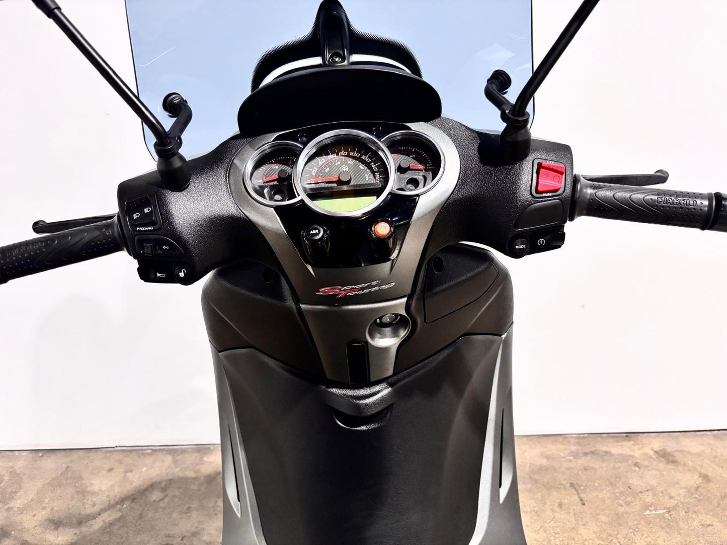 PIAGGIO BEVERLY 350IE SPORT TURING