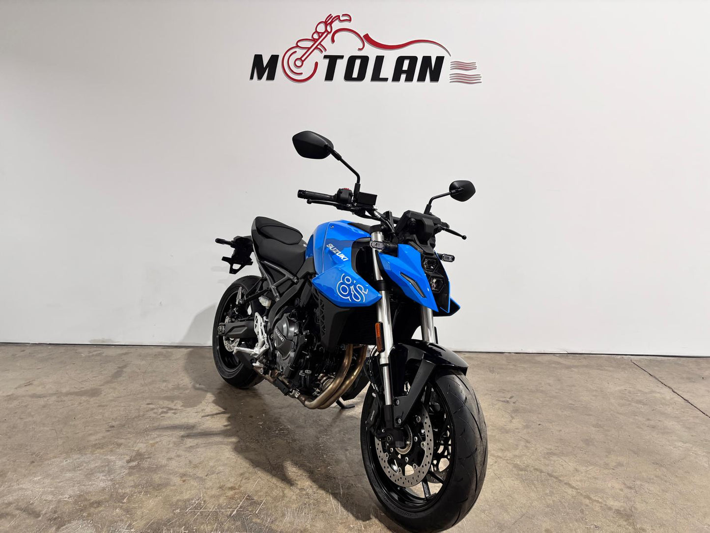 SUZUKI GSX-S 8S