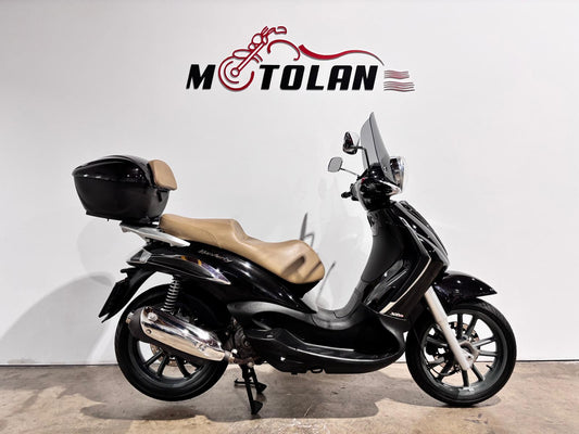PIAGGIO BEVERLY 300 TOURER