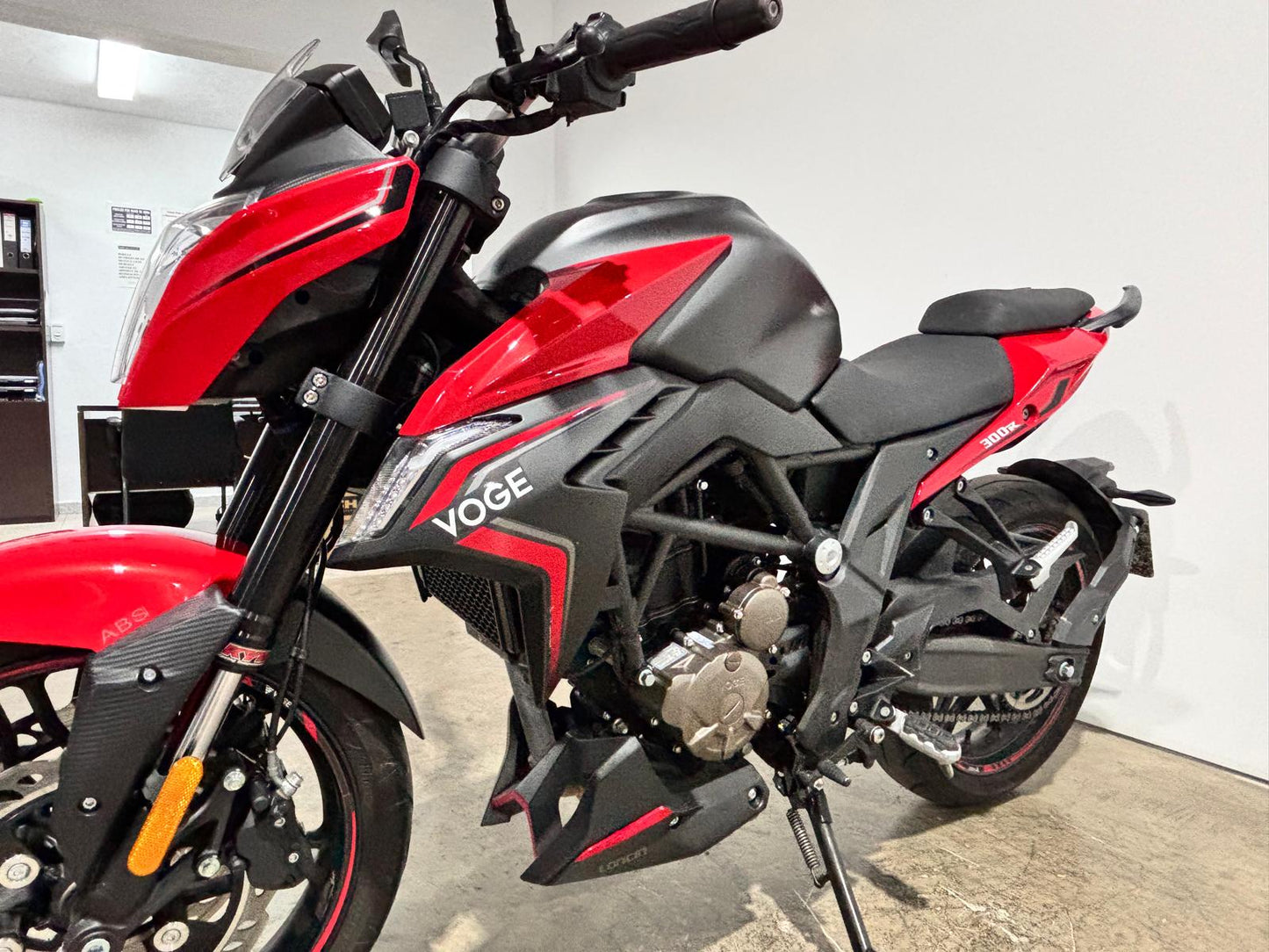 VOGE 300R