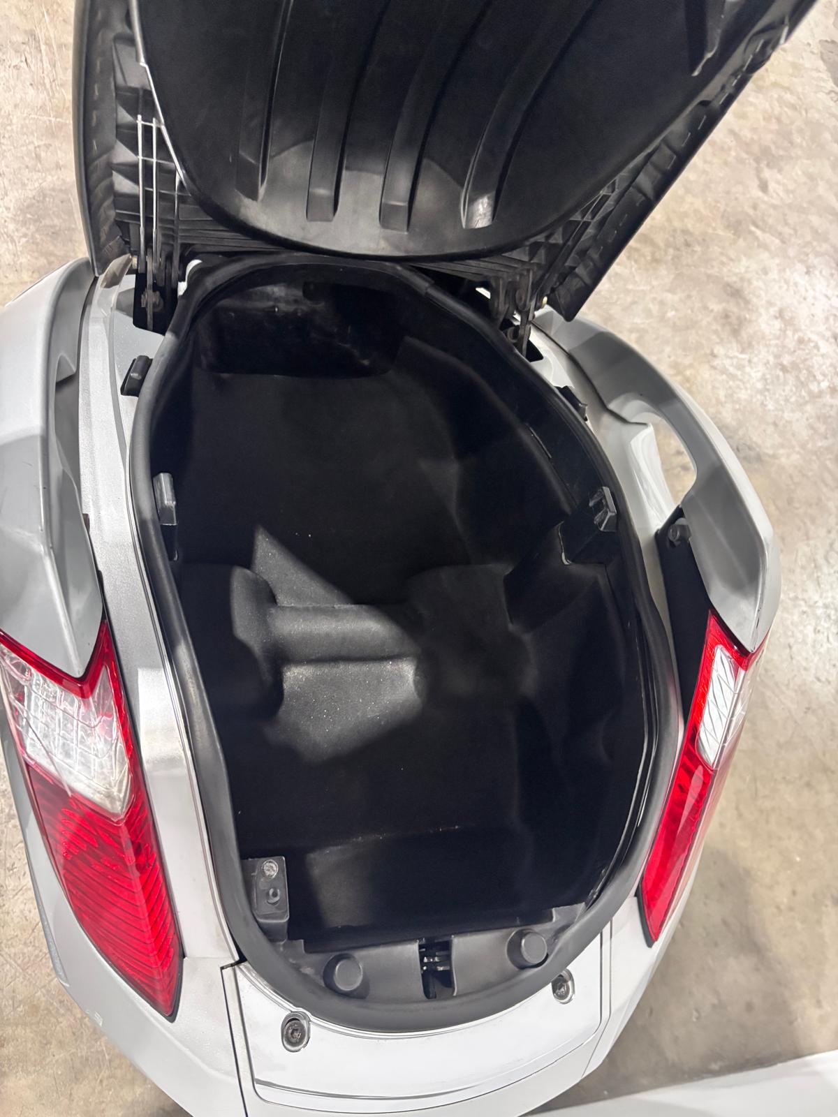 PEUGEOT SASTELIS 400CC