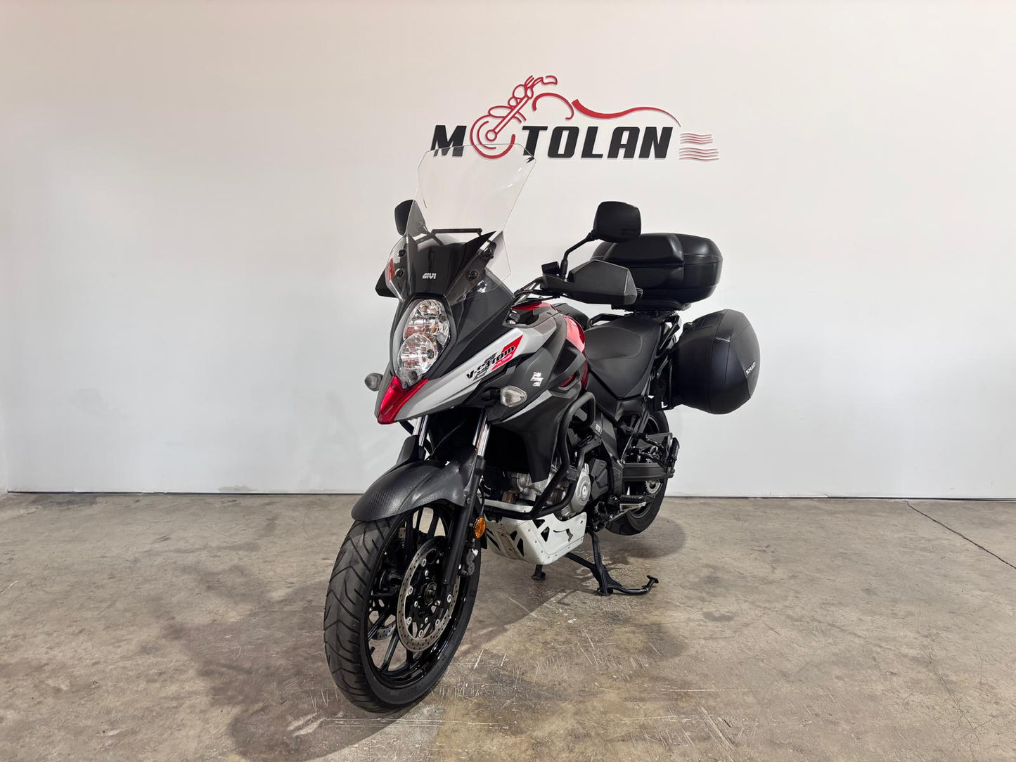 SUZUKI VSTROM 650CC