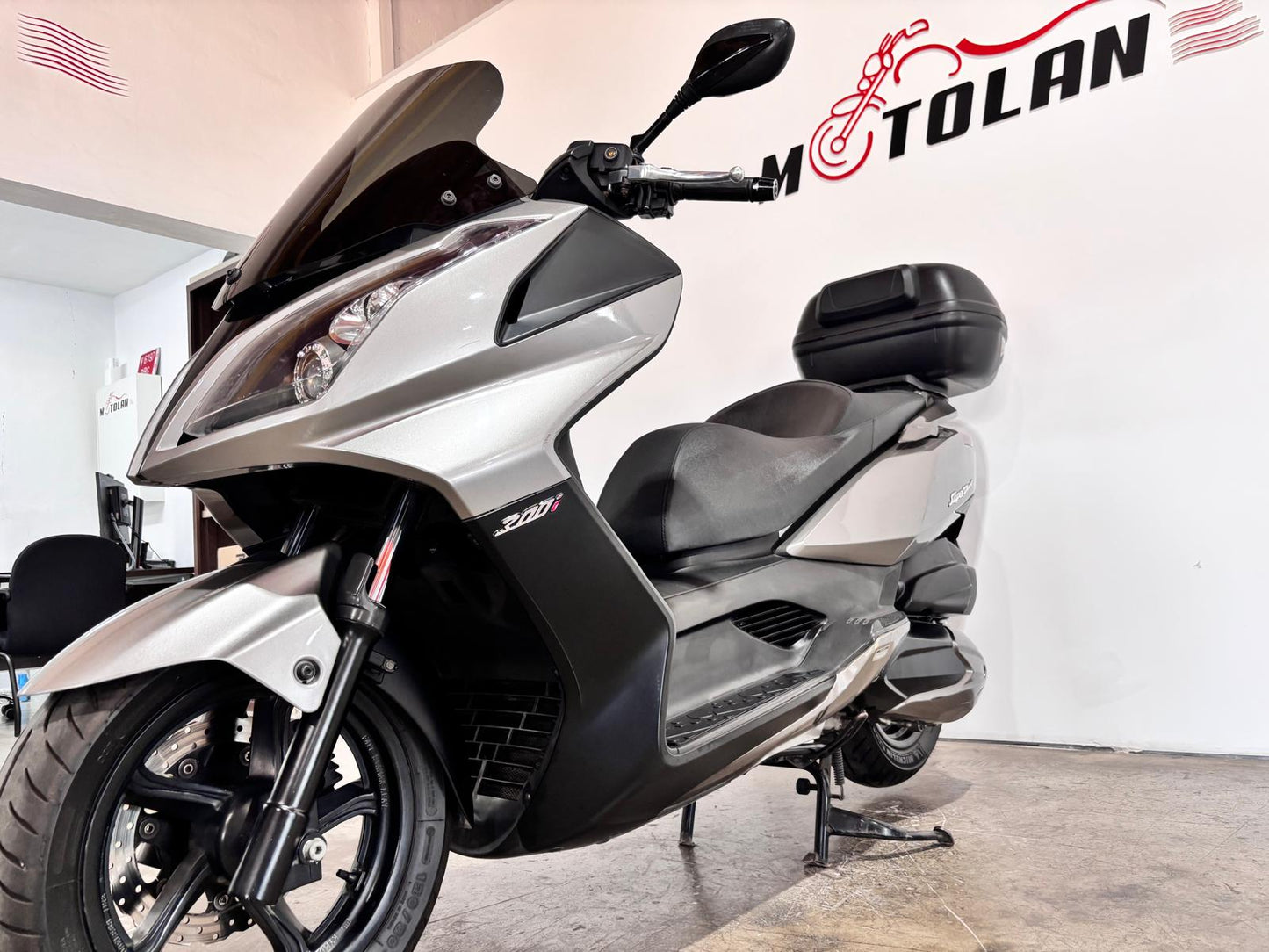 KYMCO SUPER DINK 300CC
