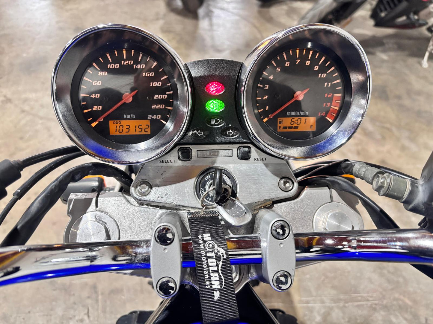 SUZUKI GSF 600 BANDIT