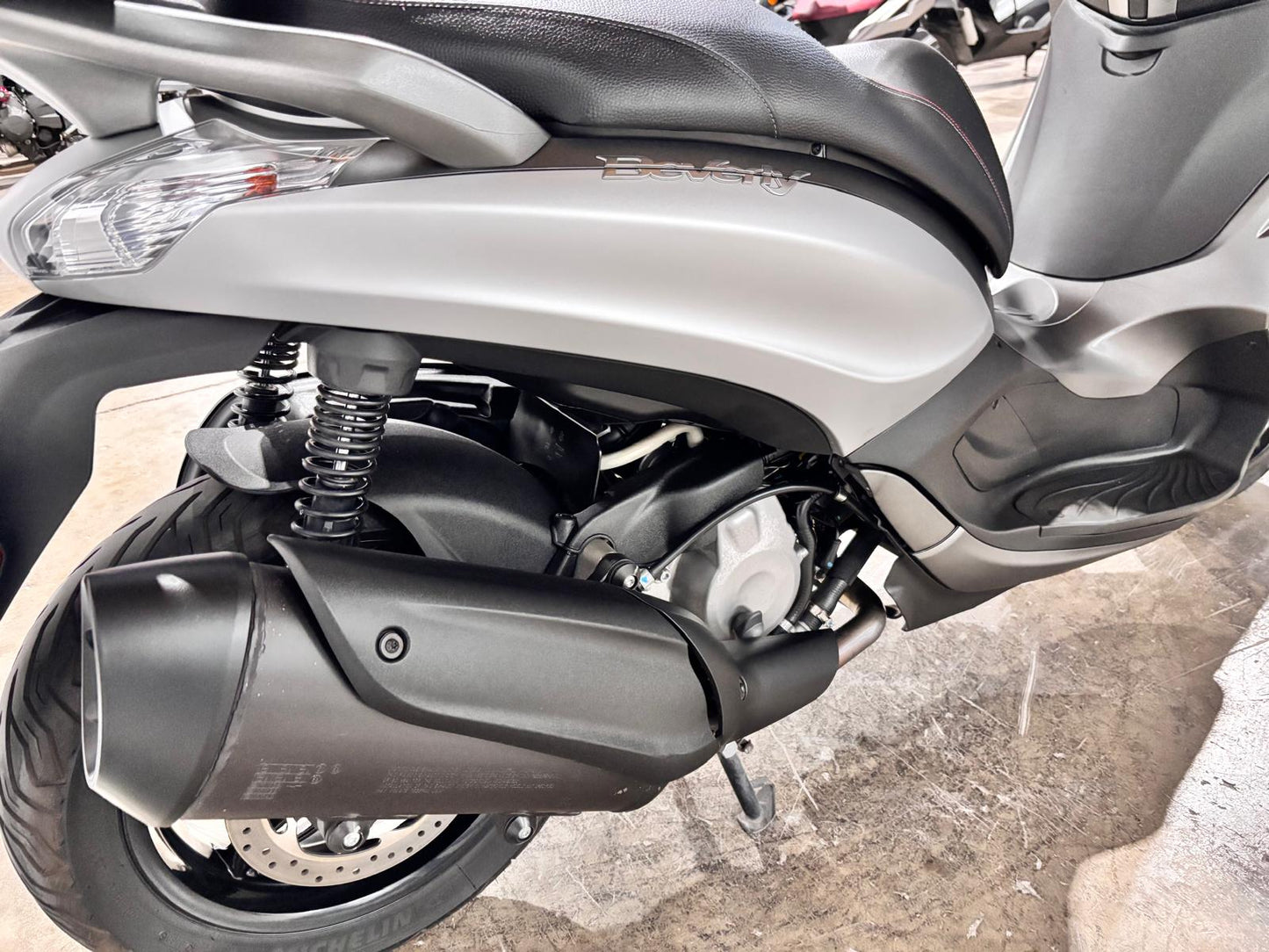 PIAGGIO BEVERLY 350IE SPORT TURING