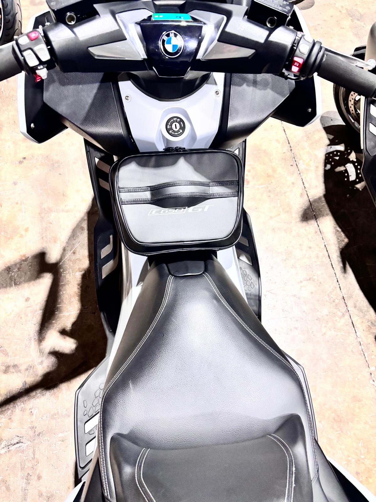 BMW C650GT