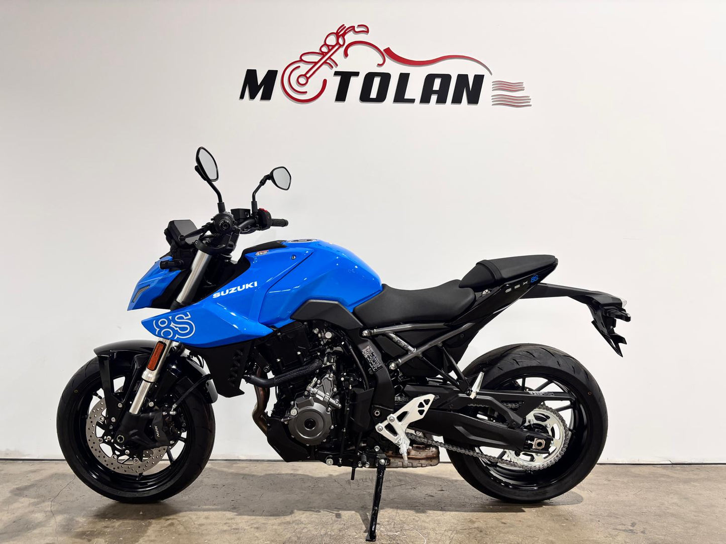 SUZUKI GSX-S 8S