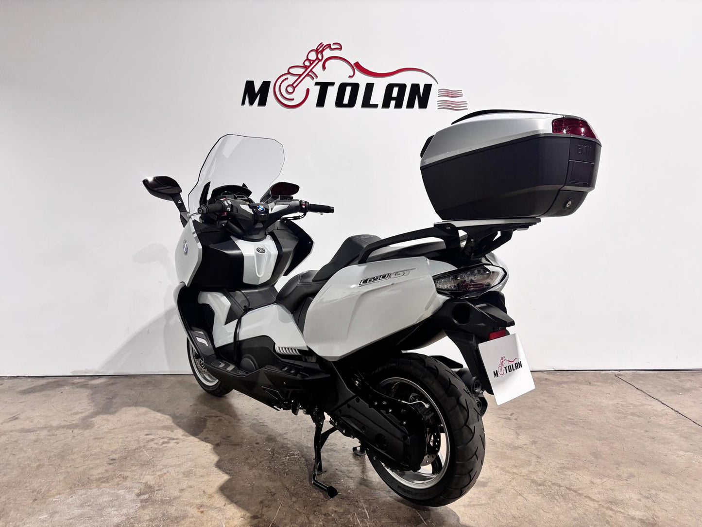 BMW C650GT