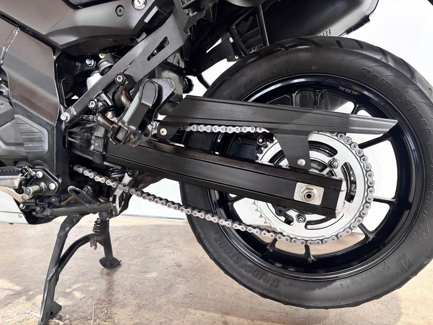 SUZUKI VSTROM 650CC