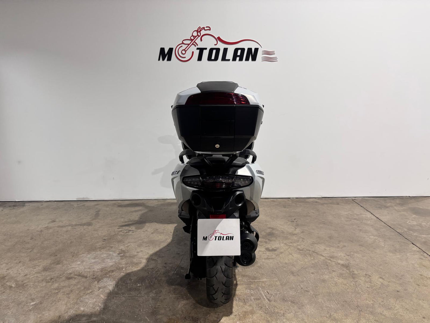 BMW C650GT