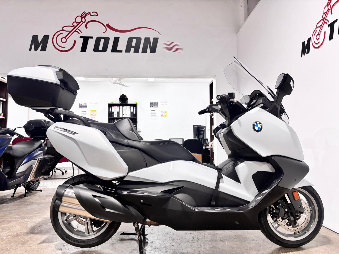 BMW C650GT