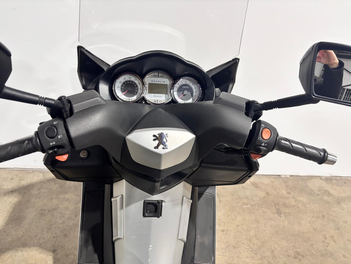 PEUGEOT SASTELIS 400CC