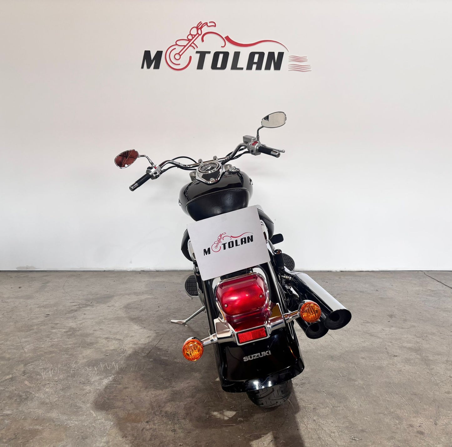 SUZUKI INTRUDER C800