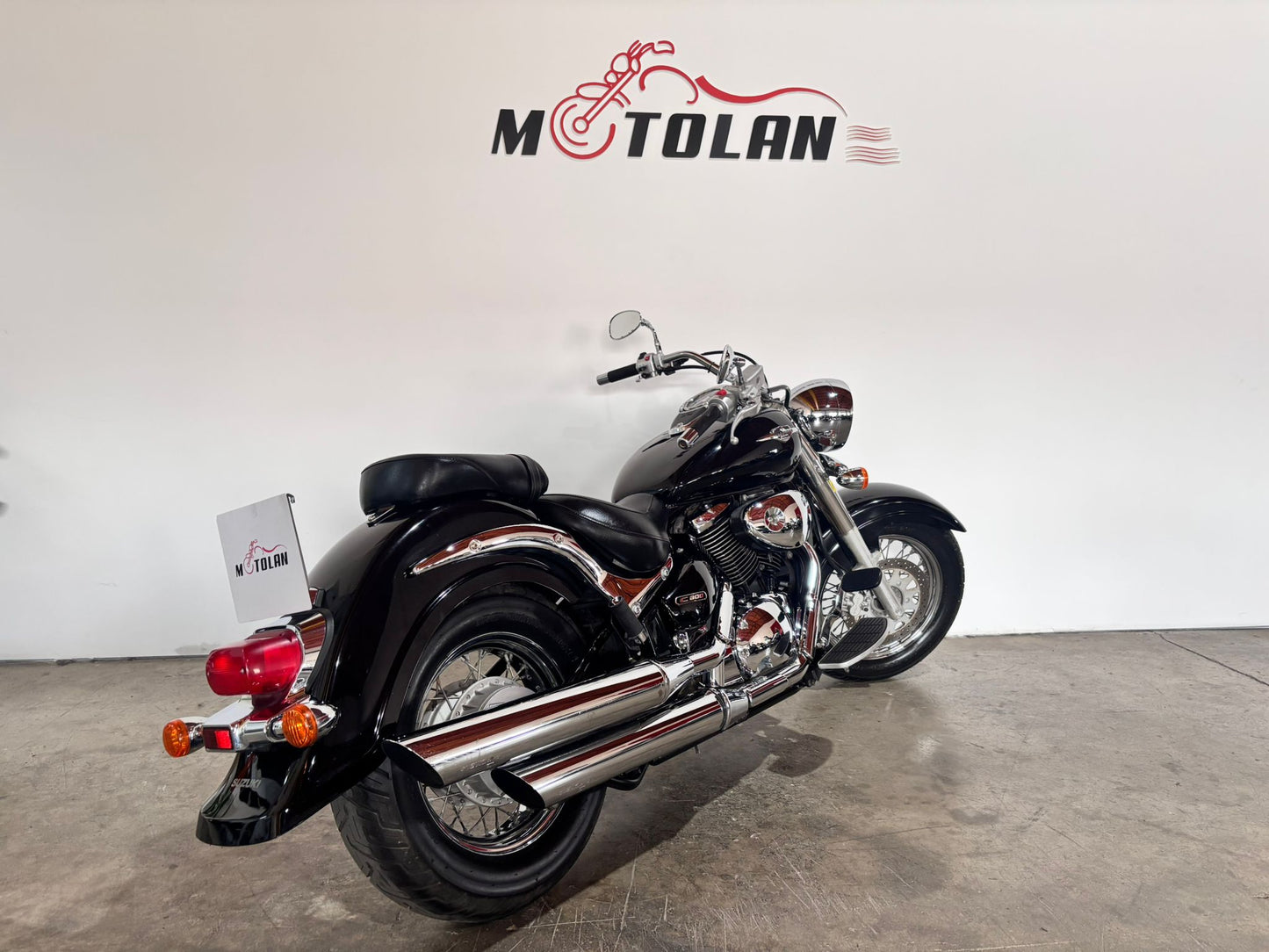 SUZUKI INTRUDER C800