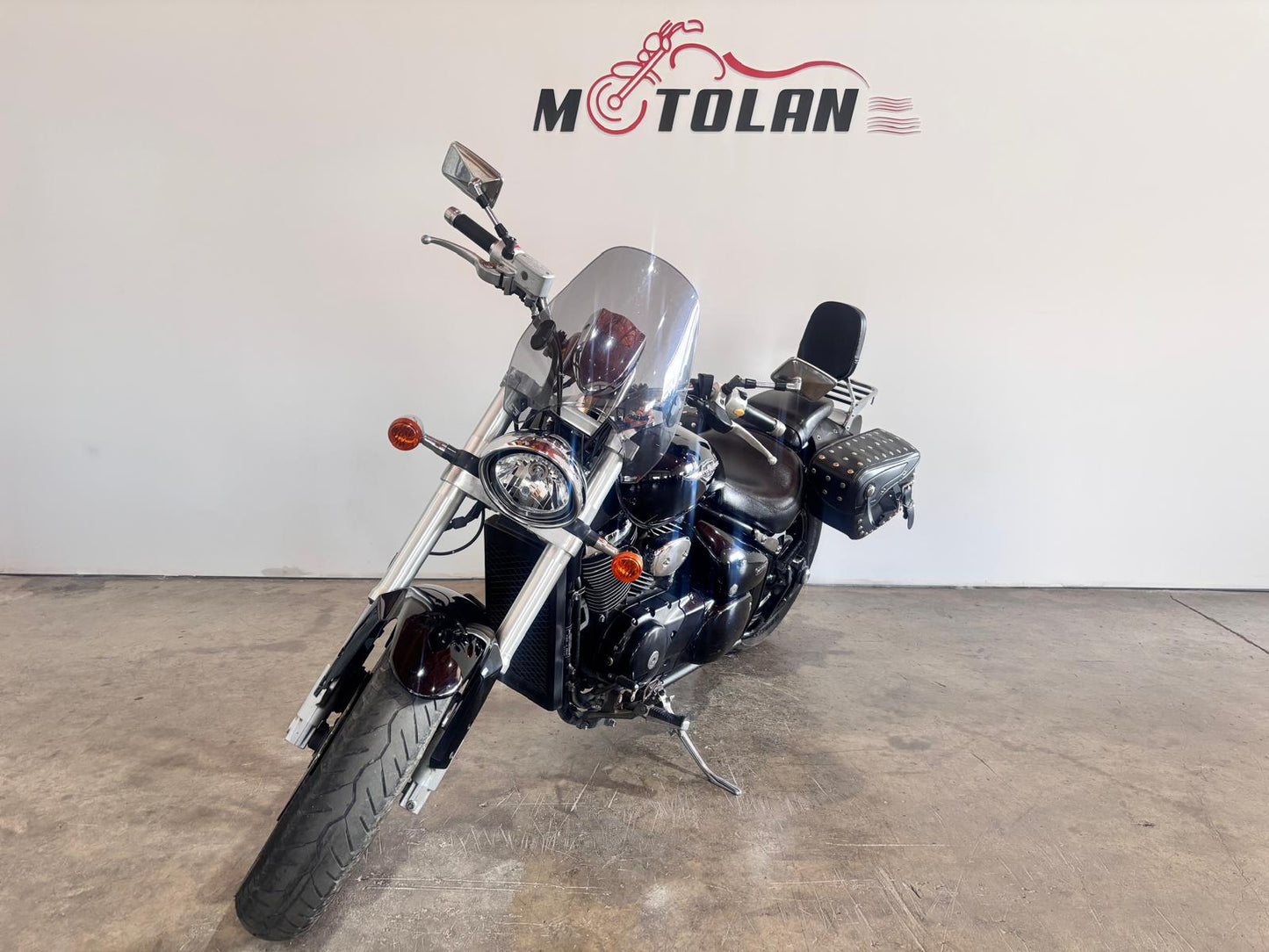 SUZUKI INTRUDER M800