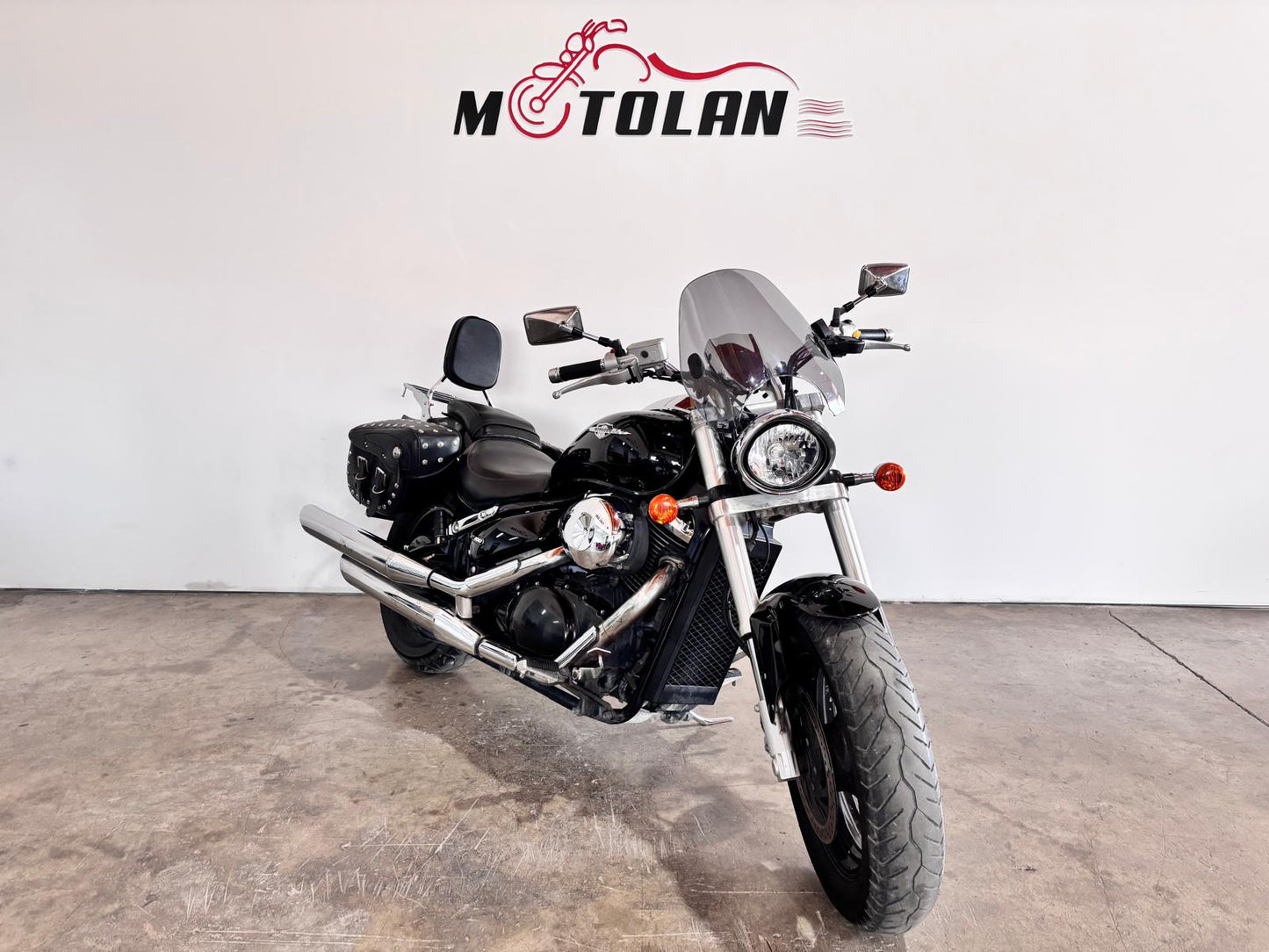 SUZUKI INTRUDER M800