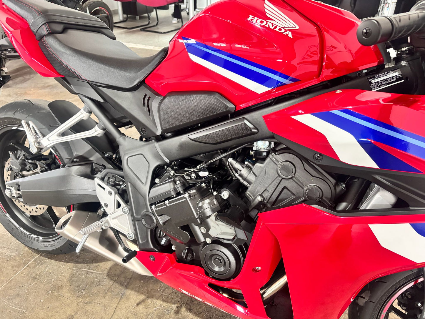 HONDA CBR 650R
