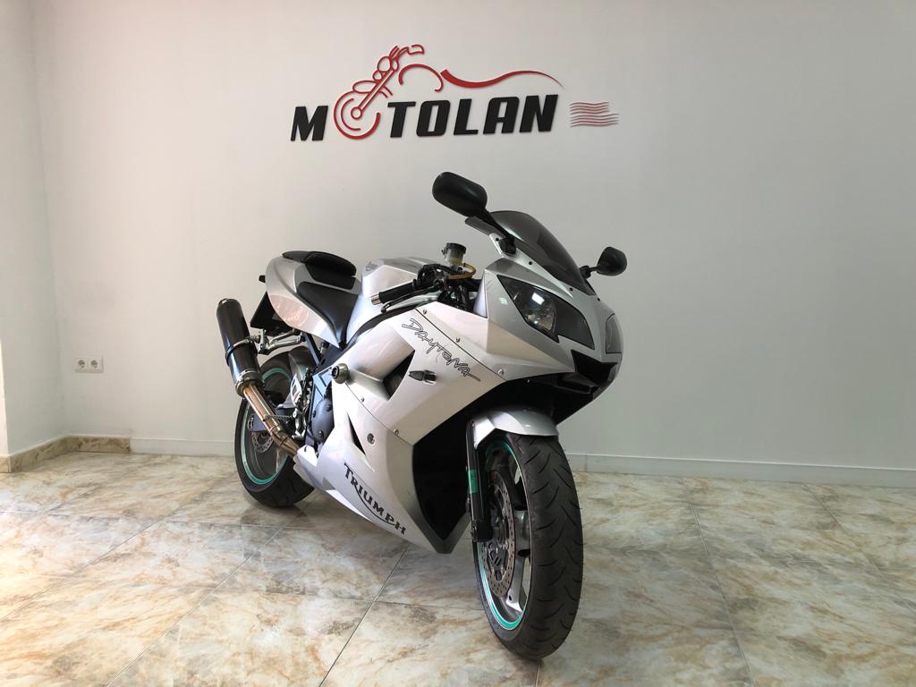 TRIUMPH DAYTONA 600CC