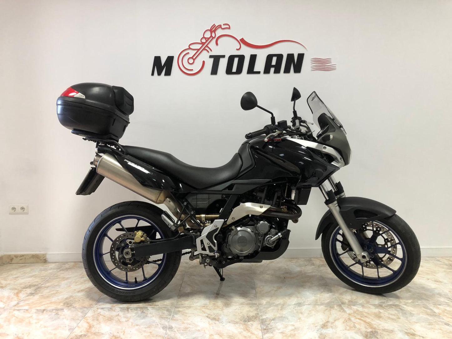 APRILIA PEGASO STRADA 650CC