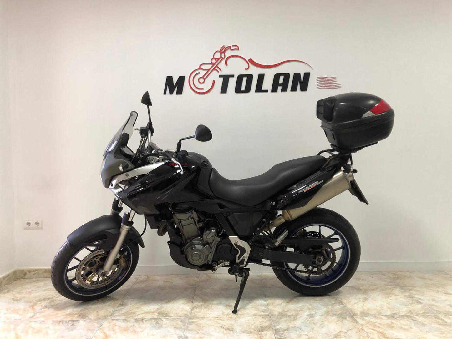 APRILIA PEGASO STRADA 650CC