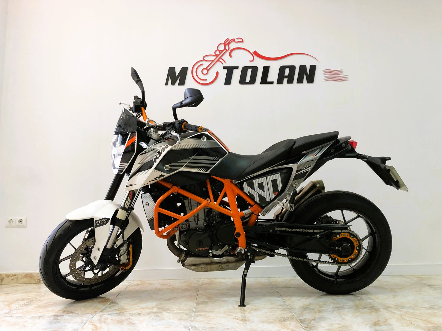 KTM 690 DUKE