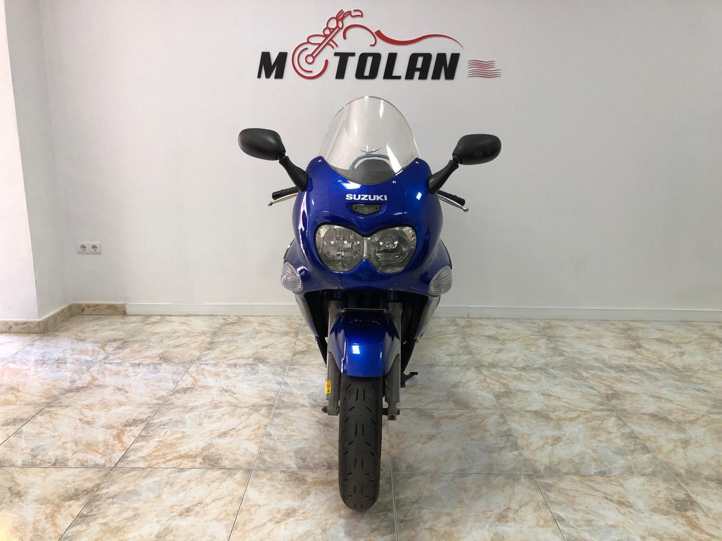 SUZUKI GSXF 600CC