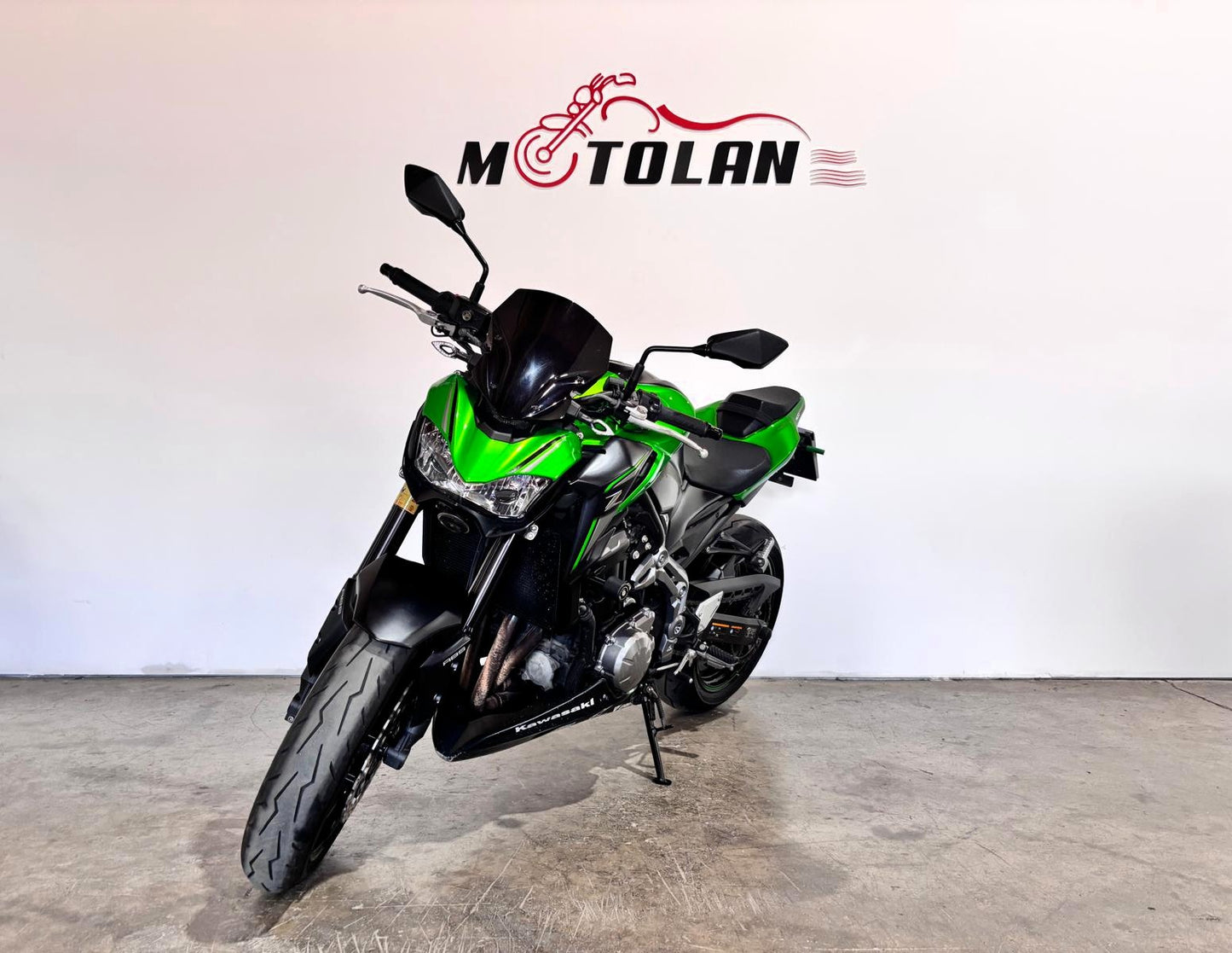 KAWASAKI Z900