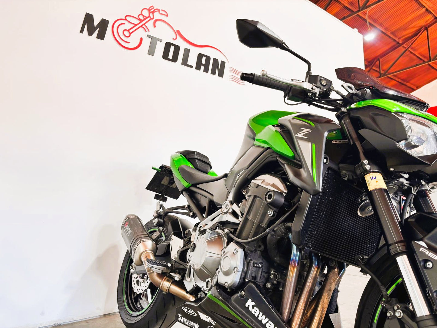 KAWASAKI Z900